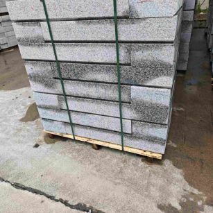 嘉兴芙蓉白路牙石，马路牙子