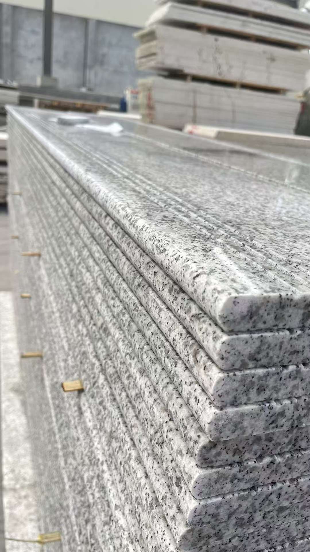 嘉兴芝麻白楼梯踏步 花岗岩楼梯板材